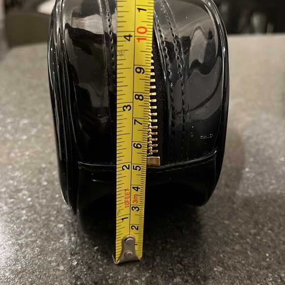 Tory Burch Patent Leather Cosmetic Bag Black - Picture 7 of 9